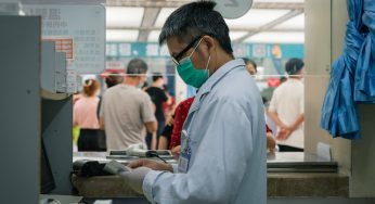 The Art of Selling to Doctors: Strategies for Effective Physician Lead Generation